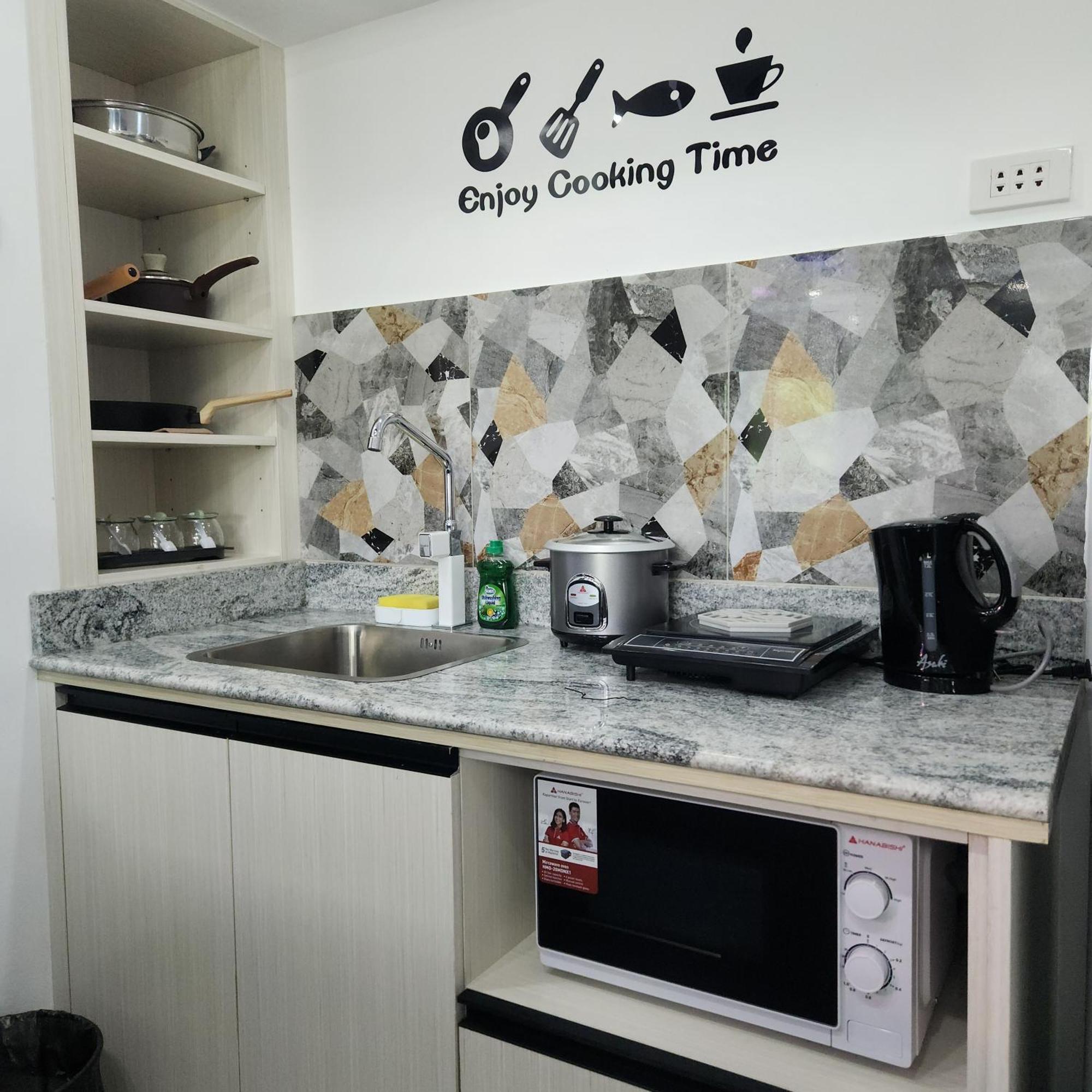 Condo Azur Suites B316 Near Airport, Netflix, Stylish, Cozy With Swimming Pool Lapu-Lapu City Eksteriør billede