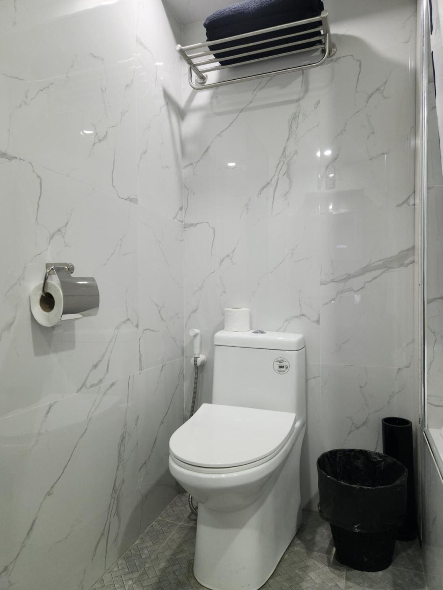 Condo Azur Suites B316 Near Airport, Netflix, Stylish, Cozy With Swimming Pool Lapu-Lapu City Eksteriør billede