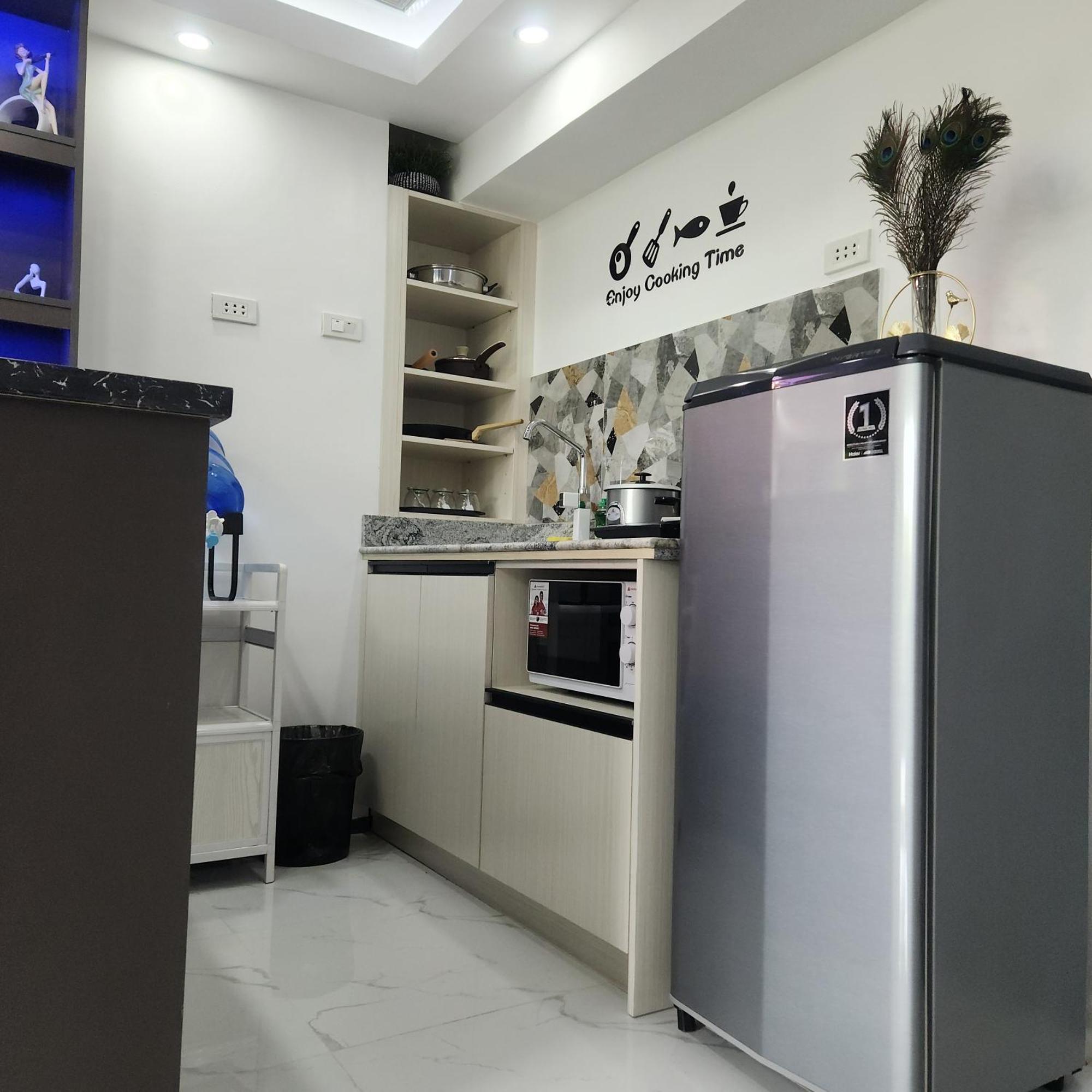 Condo Azur Suites B316 Near Airport, Netflix, Stylish, Cozy With Swimming Pool Lapu-Lapu City Eksteriør billede